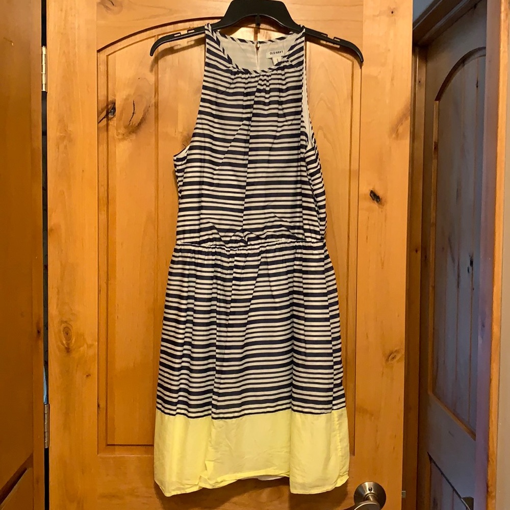 Old Navy dress